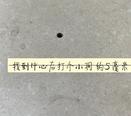 民和瓷砖空鼓维修公司专业解答在瓷砖铺贴过程中，如果砂料搅拌不均匀，将会带来以下问题